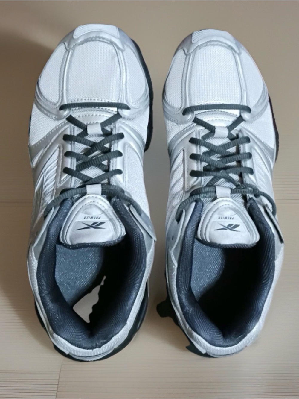 Reebok Premier Men’s Size 9 SILVER & BLACK Running Training Sneakers Shoes EUC - Picture 5 of 7
